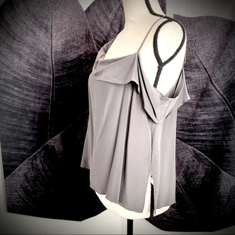 Free People | Silk | Cold Shoulder Tee | M